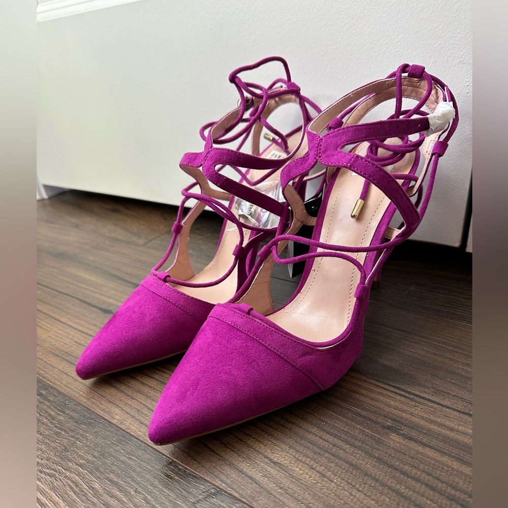 Zara Trafaluc Berry Colored Lace Up Heels NWT (Size 40/9)